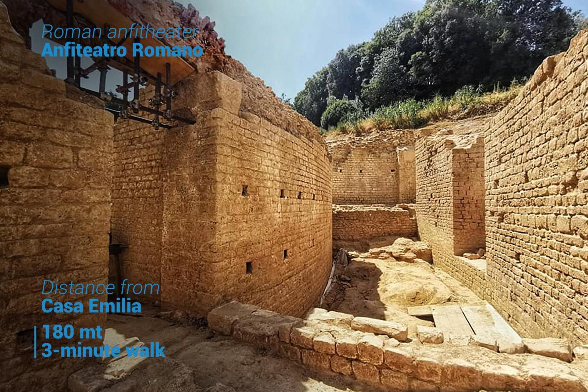 דירות וולטרה Casa Emilia מראה חיצוני תמונה